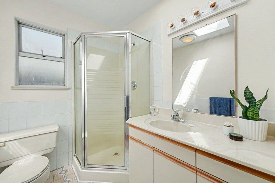 3630 Cambridge Street Vancouver, BC - 28