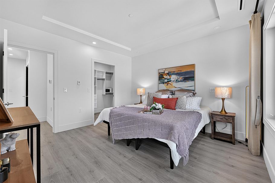 425 E 56th Avenue Vancouver, BC - 20