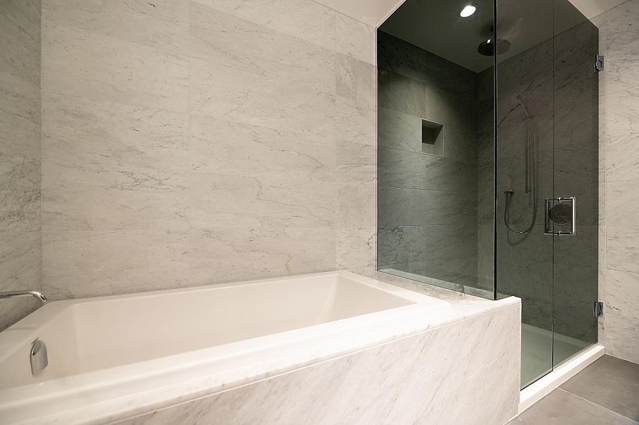 5105 1289 Hornby Street Vancouver, BC - 16