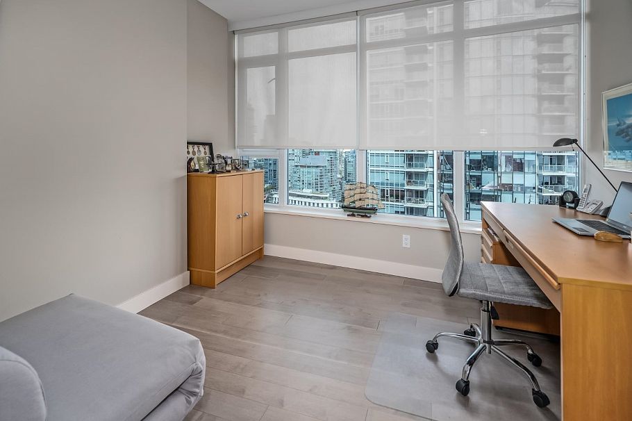 2401 1233 W Cordova Street Vancouver, BC - 22