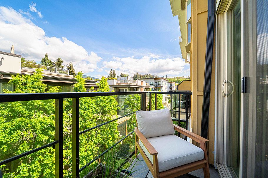 64 728 W 14th Street North Vancouver, BC - 28
