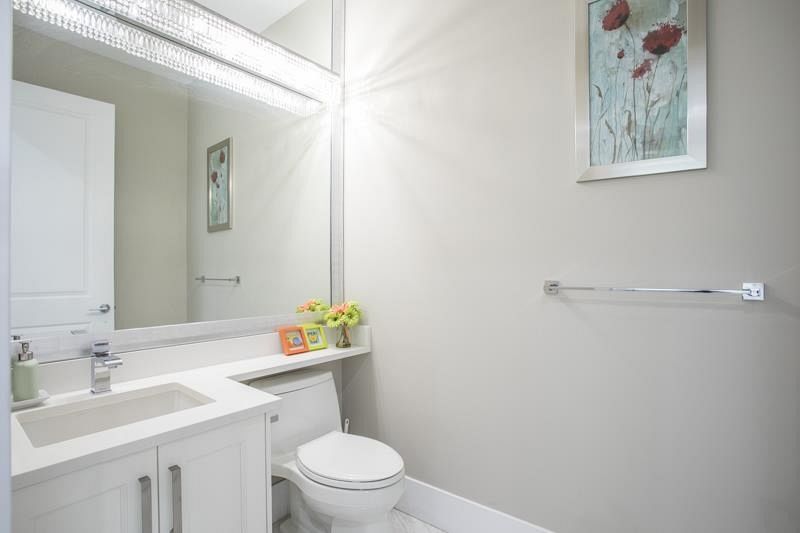 8559 Montcalm Street Vancouver, BC - 14