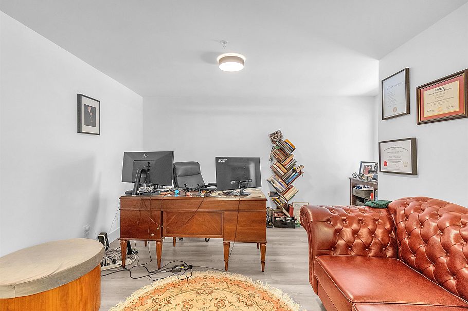 8 2425 Edgemont Boulevard North Vancouver, BC - 35