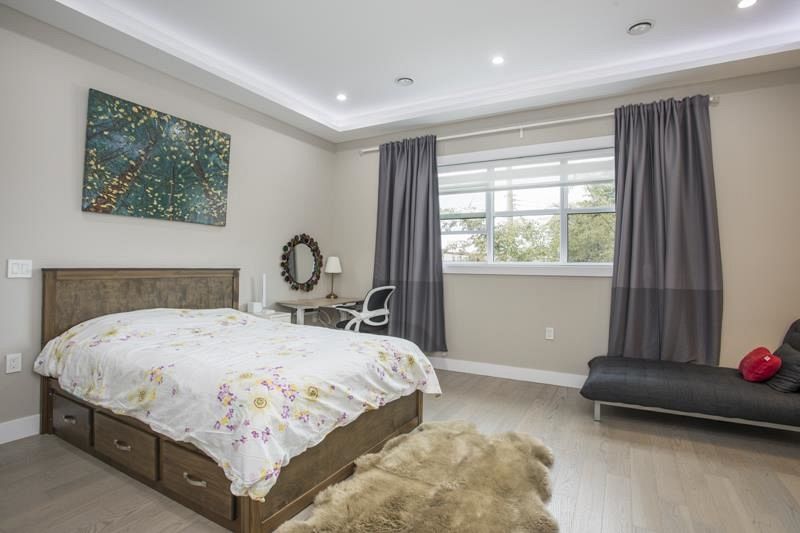8559 Montcalm Street Vancouver, BC - 16