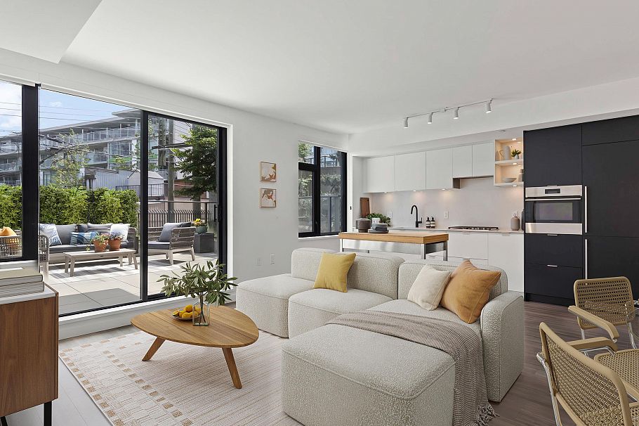 301 210 E 5th Avenue Vancouver, BC - 2