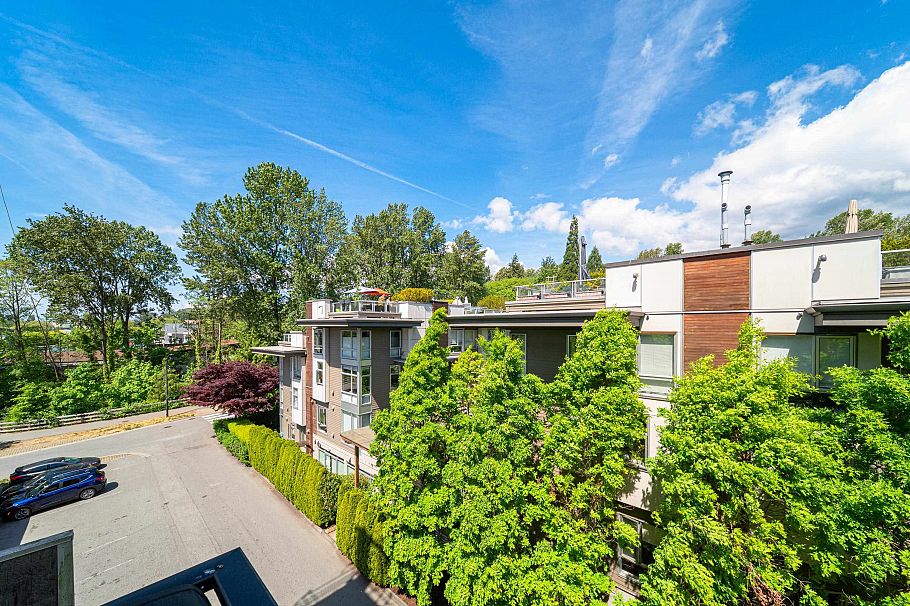 64 728 W 14th Street North Vancouver, BC - 27
