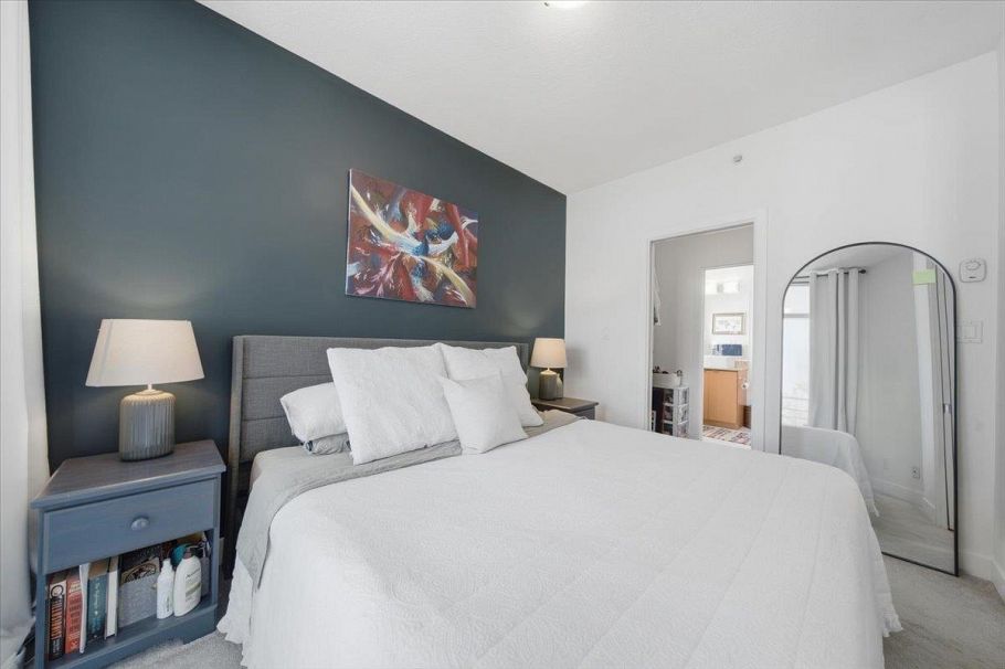 512 298 E 11th Avenue Vancouver, BC - 20