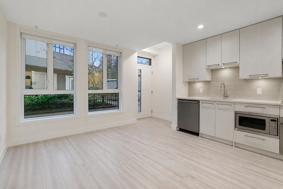 124 2035 Glenaire Street North Vancouver, BC - 5