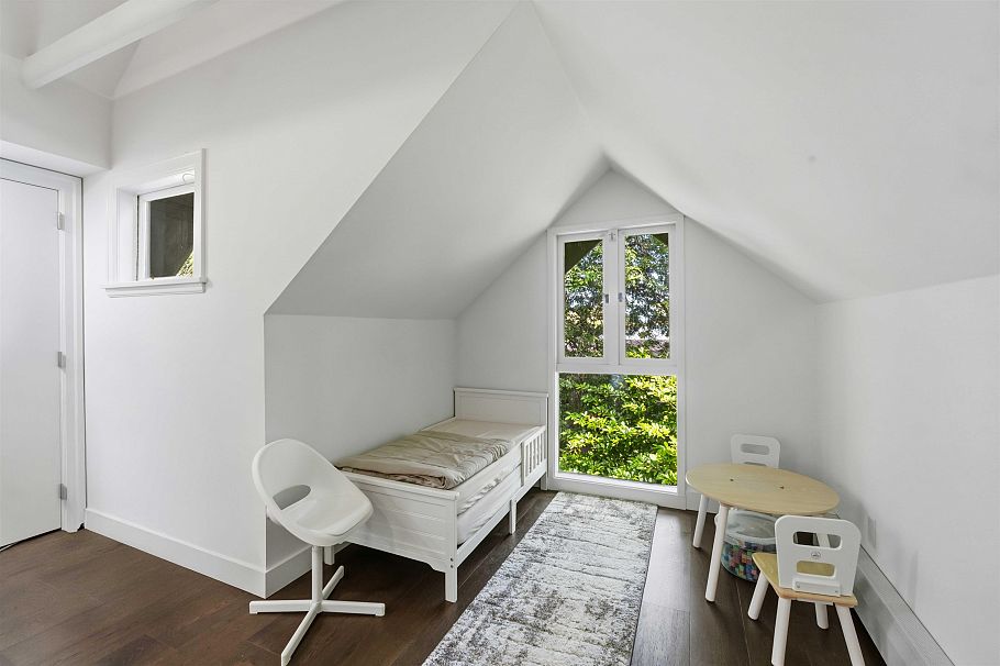 1188 Laurier Avenue Vancouver, BC - 22