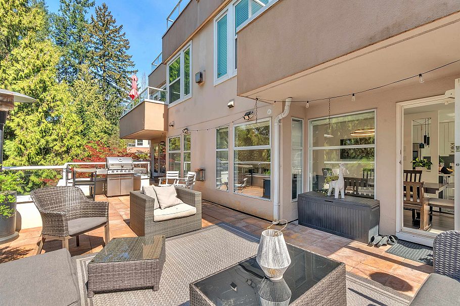 8 2425 Edgemont Boulevard North Vancouver, BC - 21