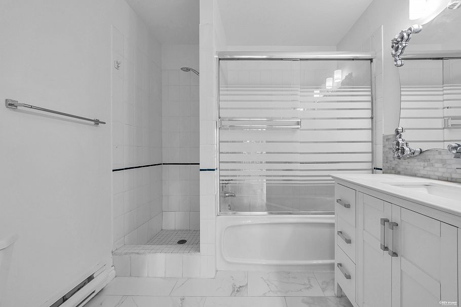 3396 Cobblestone Avenue Vancouver, BC - 25