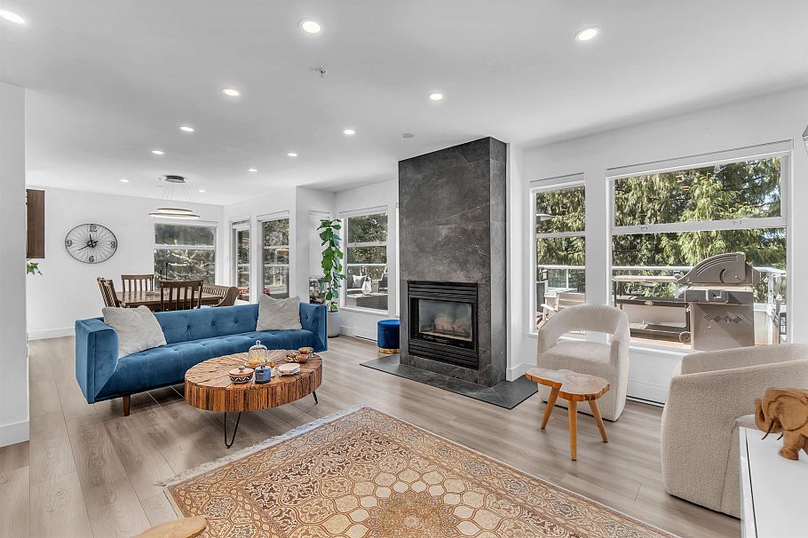 8 2425 Edgemont Boulevard North Vancouver, BC - 3