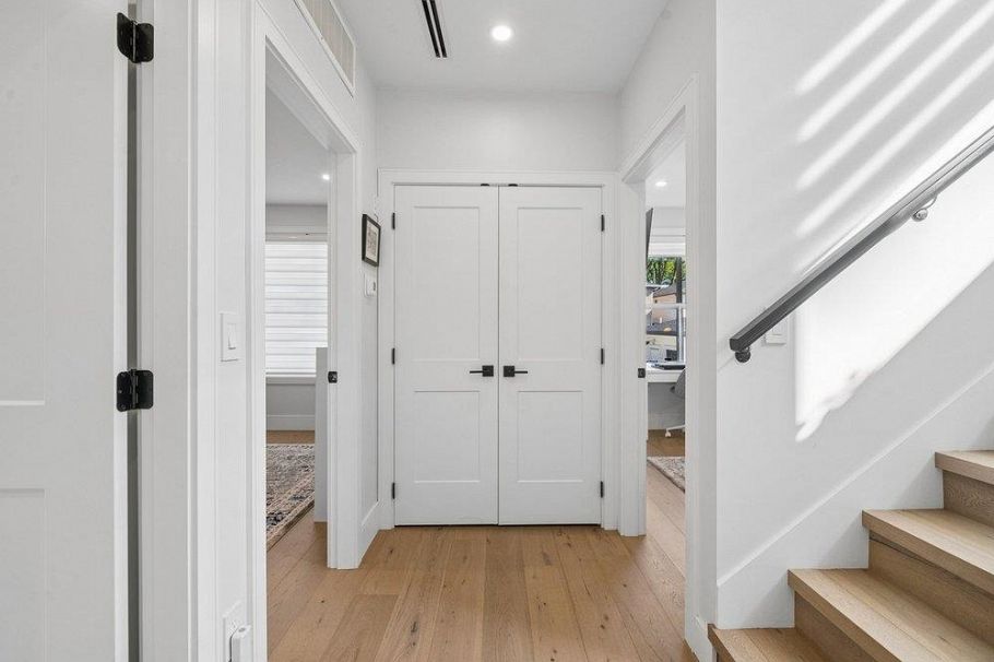3535 E Georgia Street Vancouver, BC - 26