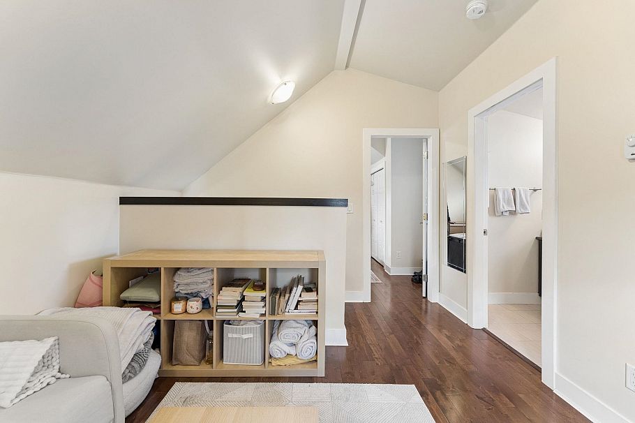 3233 Grant Street Vancouver, BC - 29