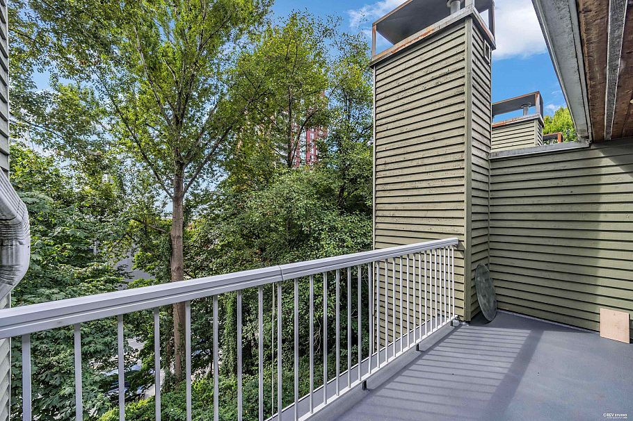 3396 Cobblestone Avenue Vancouver, BC - 30