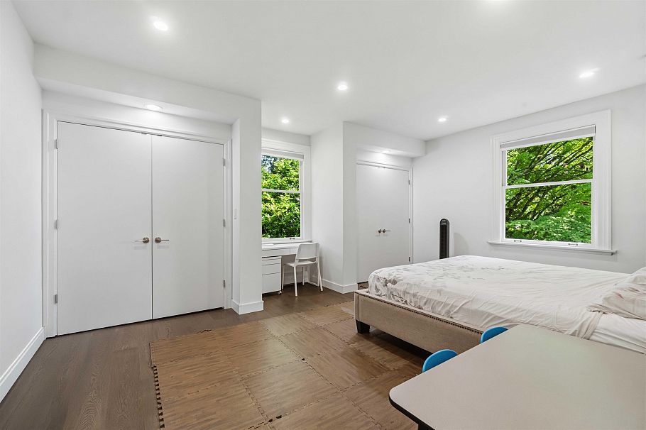 1188 Laurier Avenue Vancouver, BC - 12