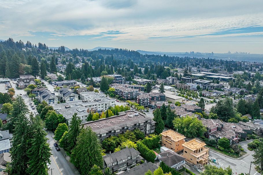 206 188 W 29th Street North Vancouver, BC - 5