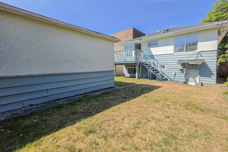 2920 Graveley Street Vancouver, BC - 20