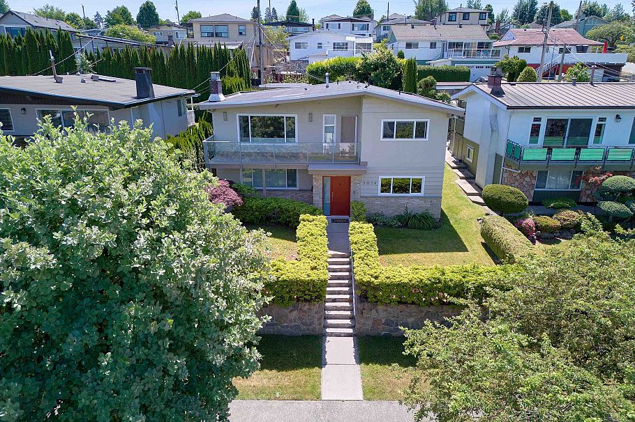 3014 E 14th Avenue Vancouver, BC - 13