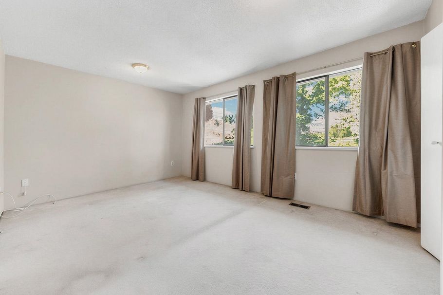 62 1930 Cedar Village Crescent North Vancouver, BC - 15