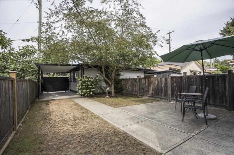 8559 Montcalm Street Vancouver, BC - 27