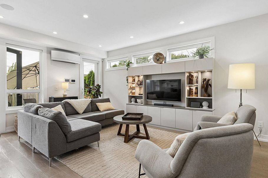 351 W 21st Street North Vancouver, BC - 12