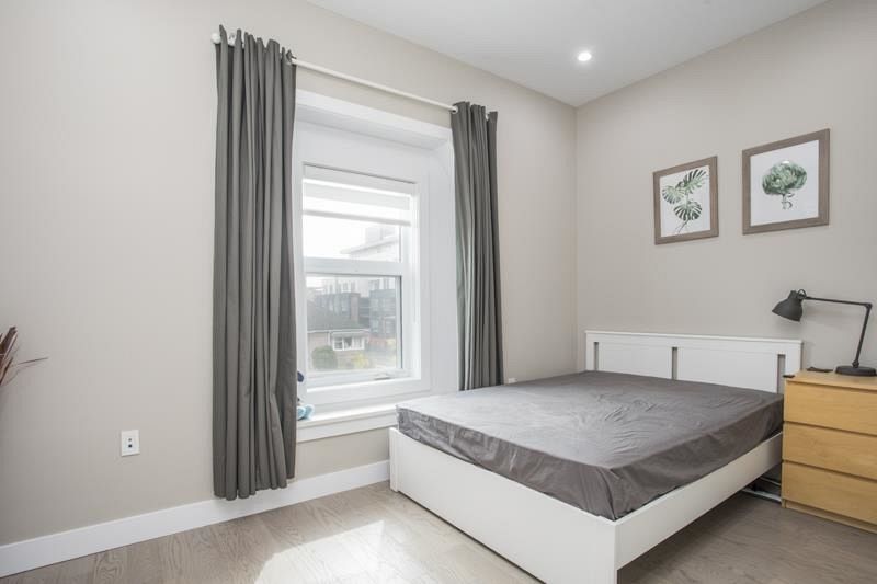 8559 Montcalm Street Vancouver, BC - 22