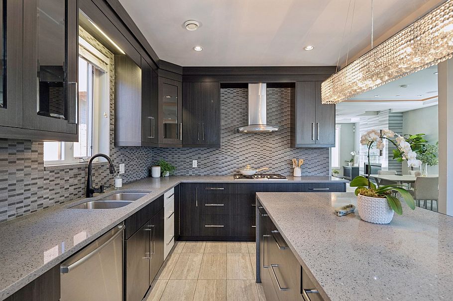 3233 Grant Street Vancouver, BC - 16