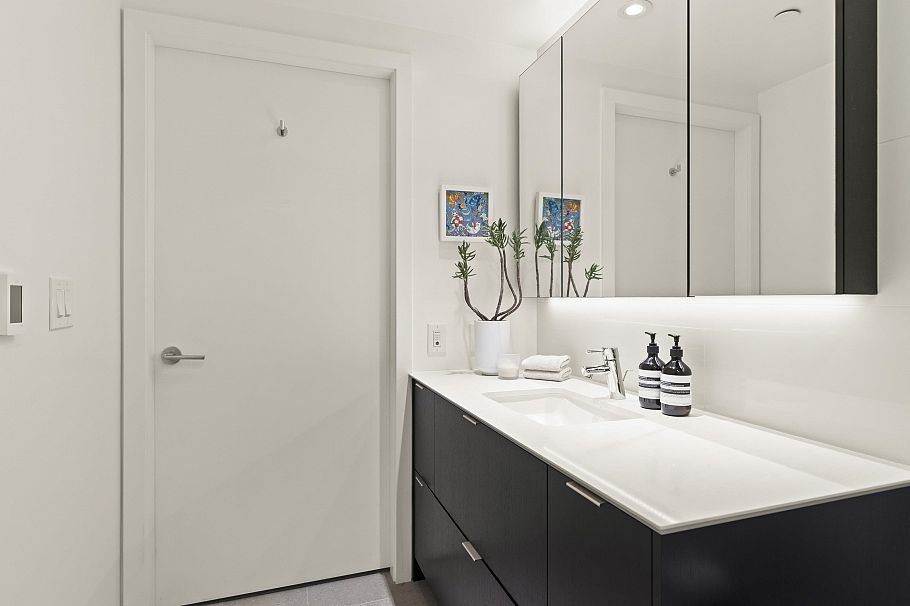 301 210 E 5th Avenue Vancouver, BC - 19