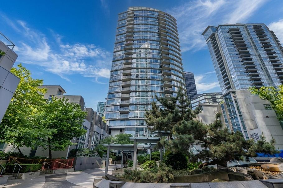2401 1233 W Cordova Street Vancouver, BC - 24