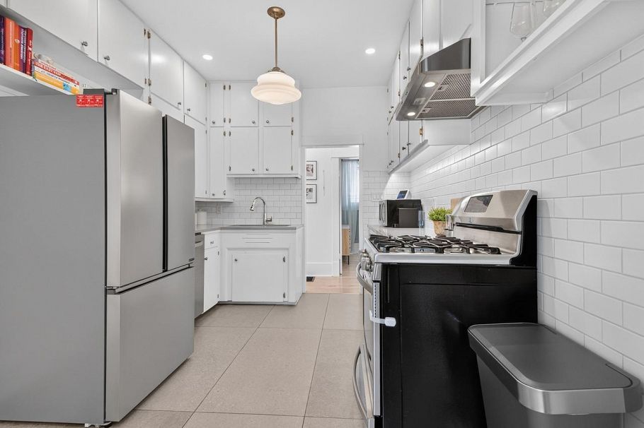 3730 Windsor Street Vancouver, BC - 14