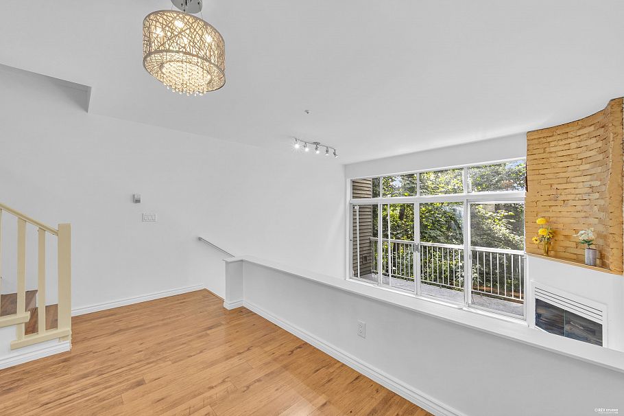 3396 Cobblestone Avenue Vancouver, BC - 12