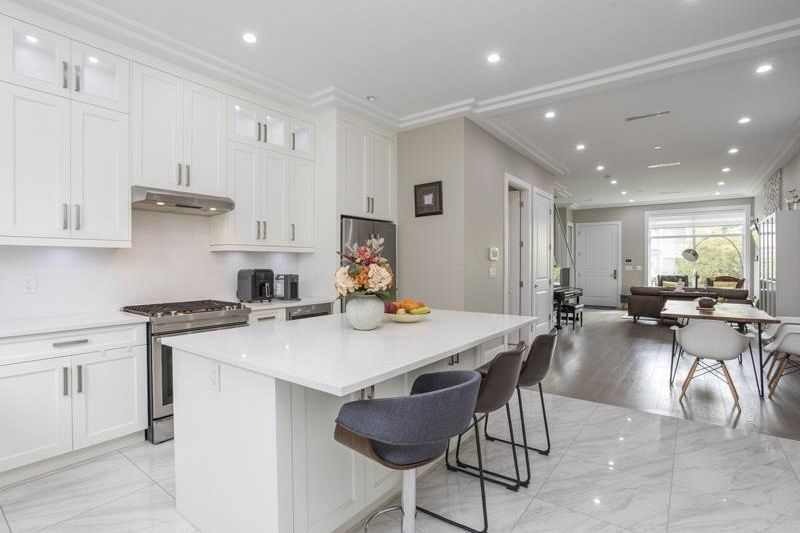 8559 Montcalm Street Vancouver, BC - 13