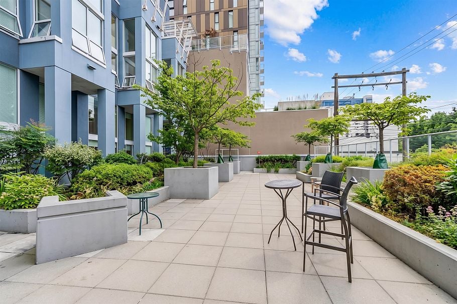 1006 933 Seymour Street Vancouver, BC - 1