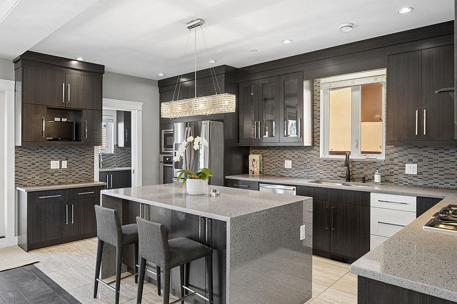 3233 Grant Street Vancouver, BC - 13