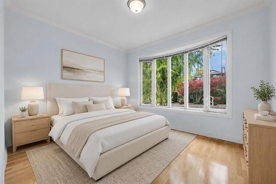 213 W 28th Street North Vancouver, BC - 13