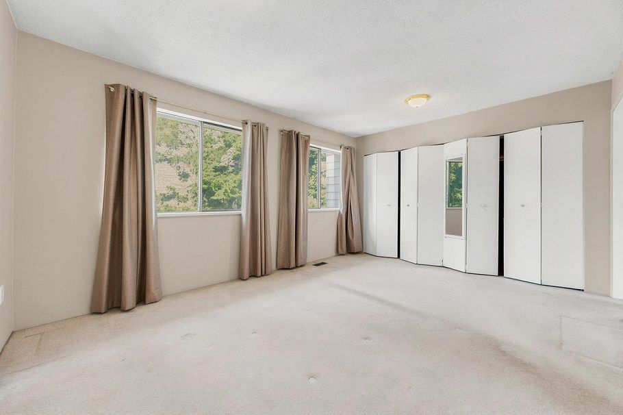 62 1930 Cedar Village Crescent North Vancouver, BC - 16