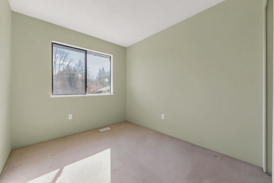 62 1930 Cedar Village Crescent North Vancouver, BC - 18