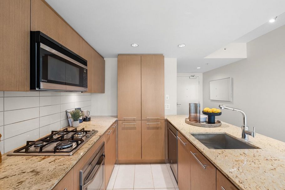 708 522 W 8th Avenue Vancouver, BC - 15