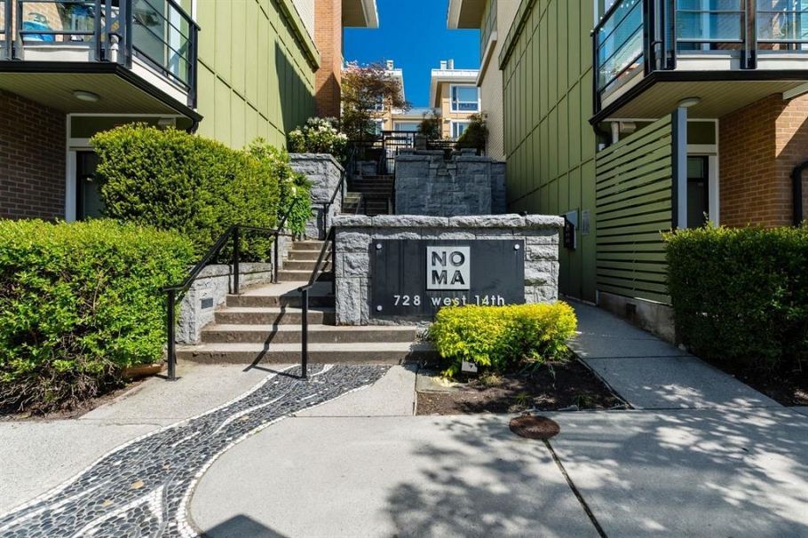64 728 W 14th Street North Vancouver, BC - 39