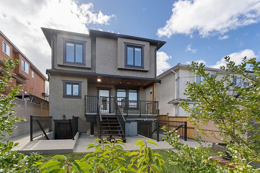 3233 Grant Street Vancouver, BC - 34