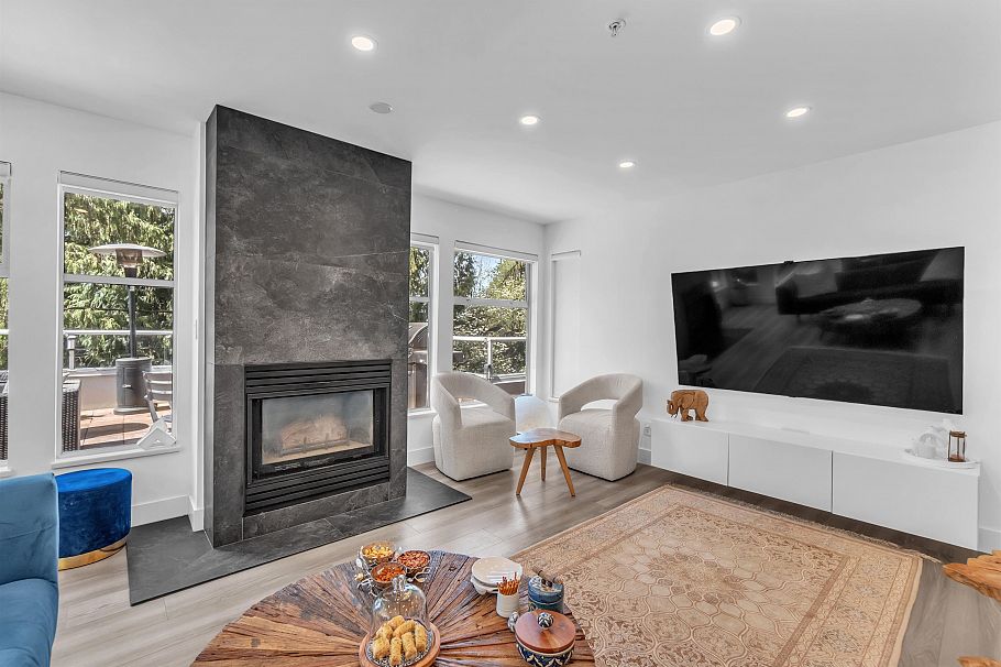 8 2425 Edgemont Boulevard North Vancouver, BC - 4