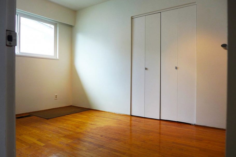 3014 E 14th Avenue Vancouver, BC - 8