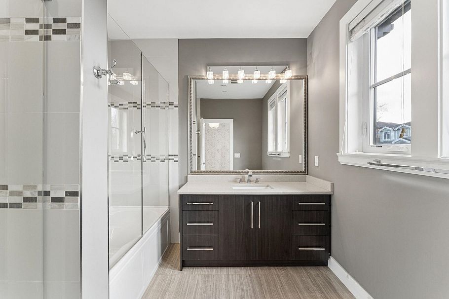 3233 Grant Street Vancouver, BC - 22
