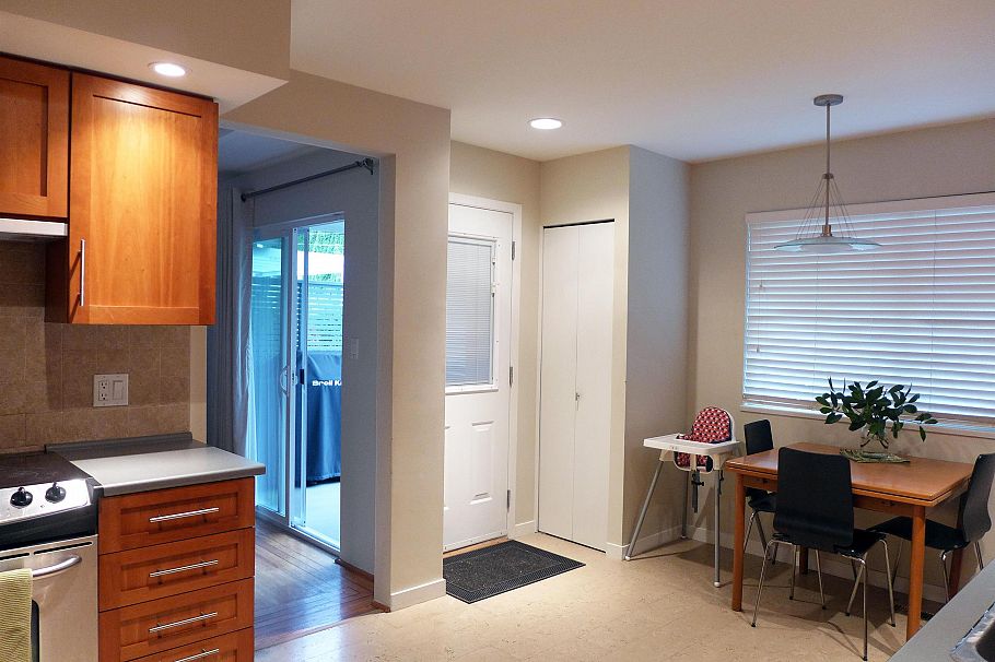 3014 E 14th Avenue Vancouver, BC - 4