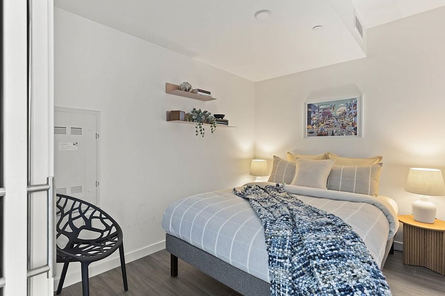 301 210 E 5th Avenue Vancouver, BC - 17