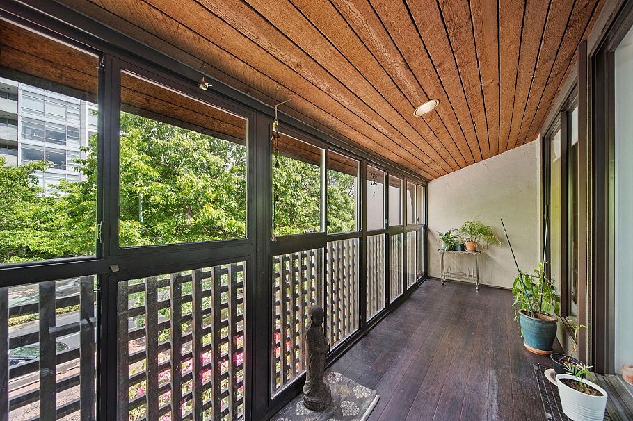 304 141 W 13th Street North Vancouver, BC - 21