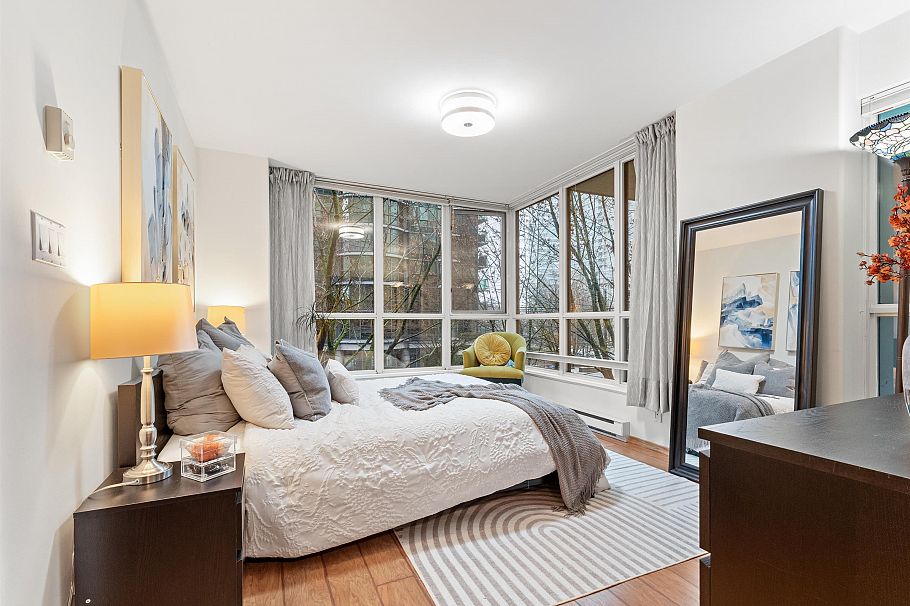 306 1328 W Pender Street Vancouver, BC - 12