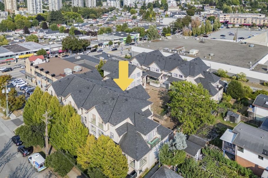 203 5625 Senlac Street Vancouver, BC - 25