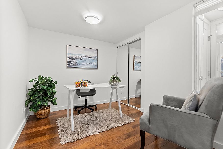 302 2507 Maple Street Vancouver, BC - 24